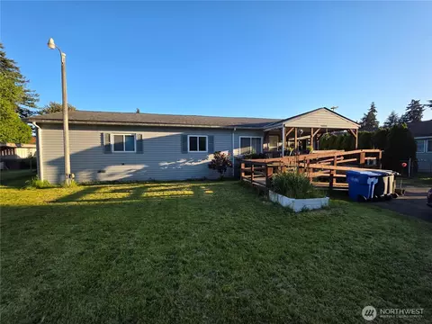 22118 128th St E, Bonney Lake, WA 98391