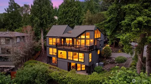 13441 64th Ter NE, Kirkland, WA 98034