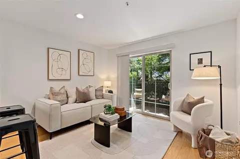 700 E Denny Way #206, Seattle, WA 98122