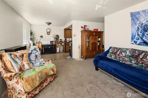 Living - 1907 37th St, Everett, WA 98201 photo 4 of 4