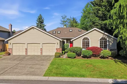 12528 42nd Dr SE, Everett, WA 98208