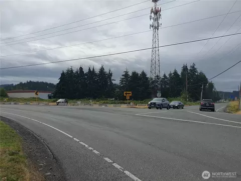 19210 Pioneer Way E, Orting, WA 98360