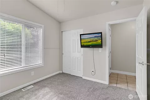 Bedroom - 7908 210th St E, Spanaway, WA 98387 photo 3 of 6