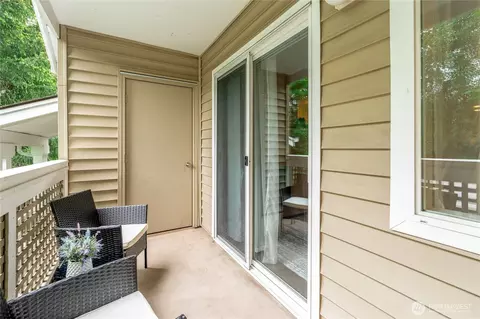 Exterior - 15300 112th Ave NE #C308, Bothell, WA 98011 photo 4 of 8