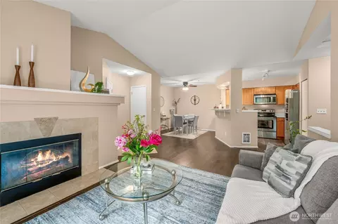 15300 112th Ave NE #C308, Bothell, WA 98011