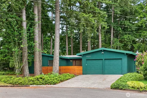 1521 150th Ave SE, Bellevue, WA 98007