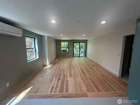 228 21st Ave E, Seattle, WA 98112 photo 4