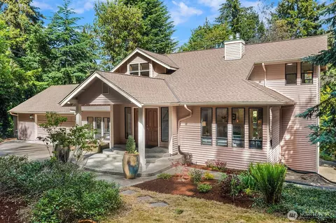 22808 105th Ave SW, Vashon, WA 98070