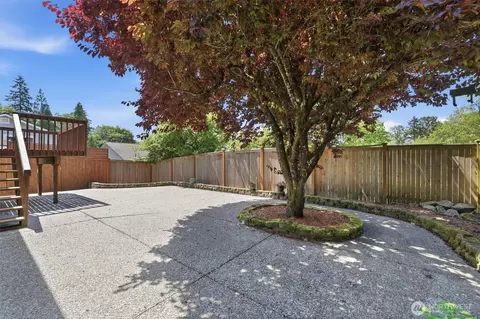 Exterior - 21030 25th Dr SE, Bothell, WA 98021 photo 5 of 7