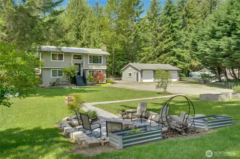 6507 185th Ave E, Bonney Lake, WA 98391