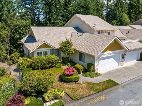 31867 48th Cir SW #14A, Federal Way, WA 98023