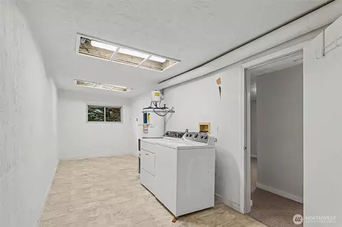 Other - 5428 Seahurst Ave, Everett, WA 98203 photo 3 of 5