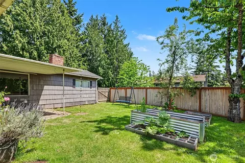 Exterior - 5428 Seahurst Ave, Everett, WA 98203 photo 4 of 4