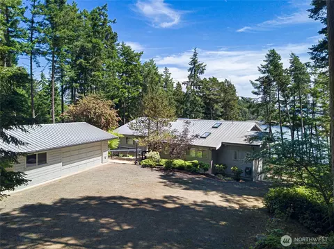 214 Pinedrona Ln, Friday Harbor, WA 98250