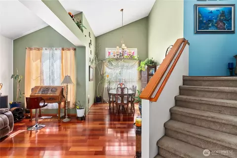 Entry Way - 409 Kensington Ave NW, Orting, WA 98360 photo 1 of 5