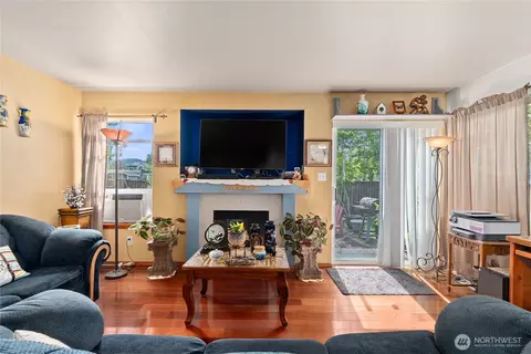 Living - 409 Kensington Ave NW, Orting, WA 98360 photo 2 of 2