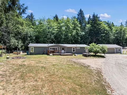 9390 Phillips Rd SE, Port Orchard, WA 98367