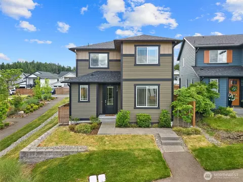 18774 Edmunds Ct E, Bonney Lake, WA 98391