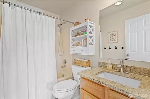 Bath - 15204 197th St E, Orting, WA 98360 photo 6 of 6