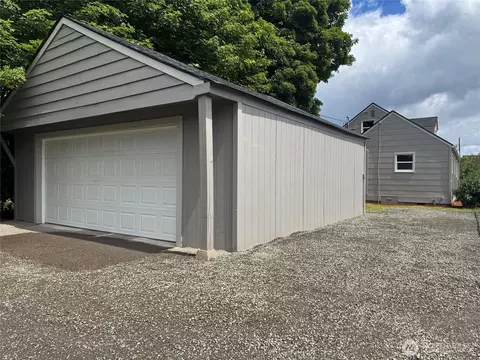 Exterior - 289 28th Ave, Longview, WA 98632 photo 2 of 2