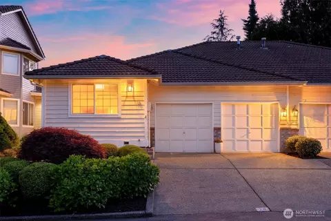 2000 Village Green Dr #18, Mill Creek, WA 98012