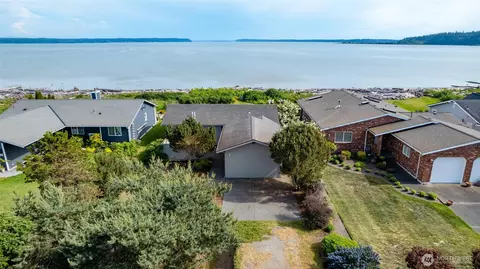 754 Livingston Bay Shore Dr, Camano Island, WA 98282