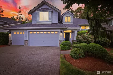 916 275th Pl SE, Sammamish, WA 98075