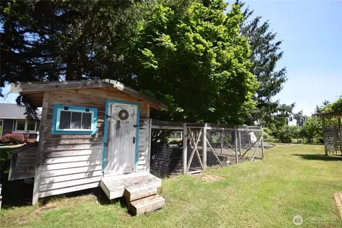 Exterior - 42 Ioka Rd, Sequim, WA 98382 photo 15 of 18