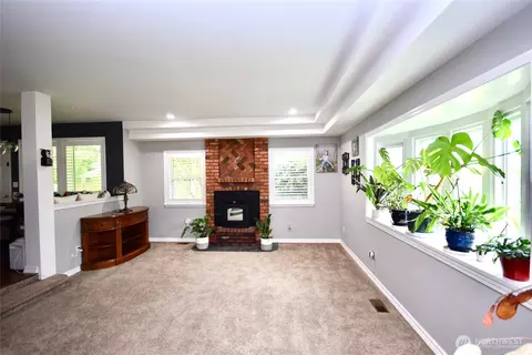 Living - 42 Ioka Rd, Sequim, WA 98382 photo 1 of 2