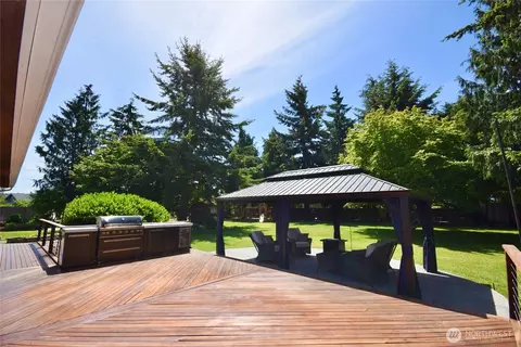 Exterior - 42 Ioka Rd, Sequim, WA 98382 photo 6 of 18