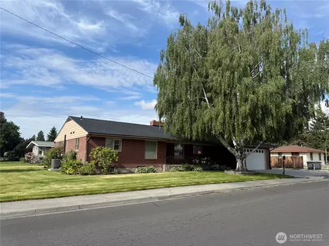 608 W Division, Ephrata, WA 98823