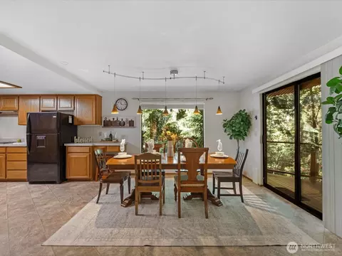 Dining - 17116 Gravenstein Rd, Bothell, WA 98012 photo 1 of 3