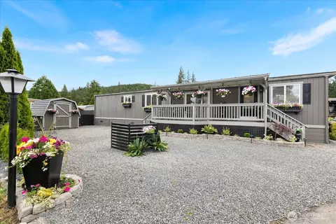 32501 NE 50th St #17, Carnation, WA 98014