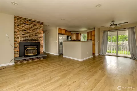 Living - 16904 18th Ave E, Spanaway, WA 98387 photo 2 of 11