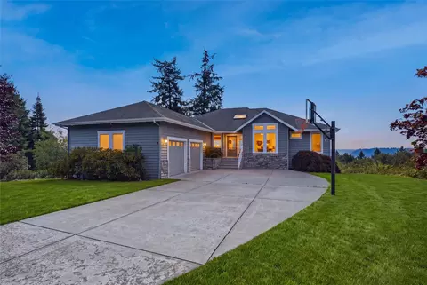 11504 76th Ave NW, Tulalip, WA 98271