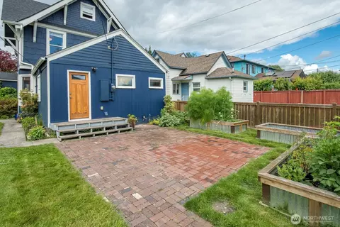 Exterior - 1825 Rucker Ave, Everett, WA 98201 photo 1 of 3