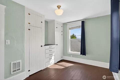 Bedroom - 1825 Rucker Ave, Everett, WA 98201 photo 6 of 10
