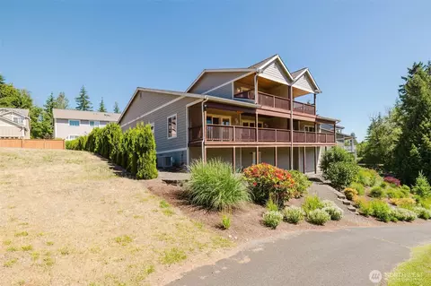 920 E Old Ranch Rd #B7, Allyn, WA 98524