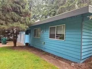 14951 NE 204th St, Woodinville, WA 98072