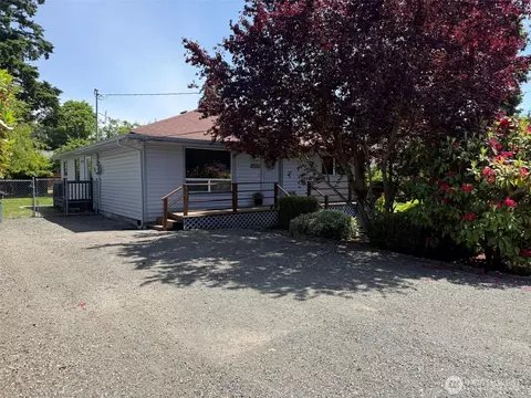 Exterior - 6217 W Beech St, Everett, WA 98203 photo 2 of 5