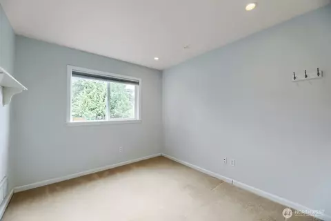 Bedroom - 10332 27th Dr SE, Everett, WA 98208 photo 4 of 6