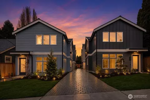 533 N B N 70th St, Seattle, WA 98103
