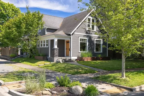 2430 Willams St, Bellingham, WA 98226