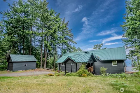 Exterior - 105 Windfall Ln, Eastsound, WA 98245 photo 1 of 6
