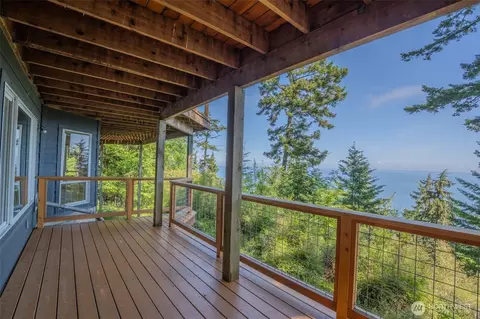 Exterior - 105 Windfall Ln, Eastsound, WA 98245 photo 6 of 6