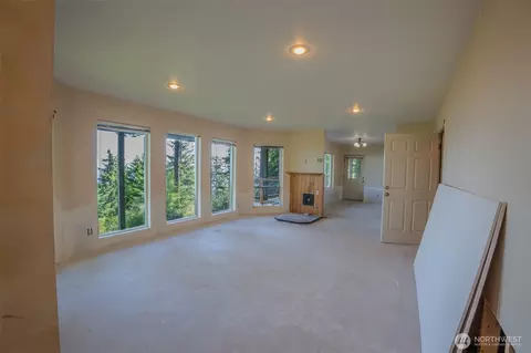 Living - 105 Windfall Ln, Eastsound, WA 98245 photo 3 of 3