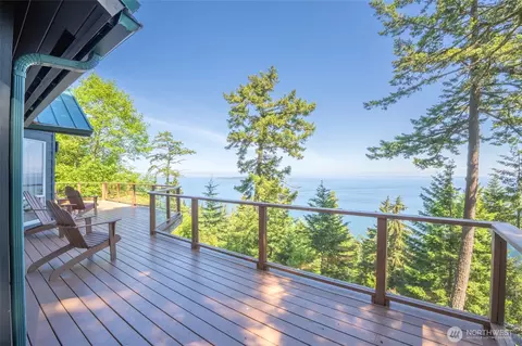 Exterior - 105 Windfall Ln, Eastsound, WA 98245 photo 4 of 6