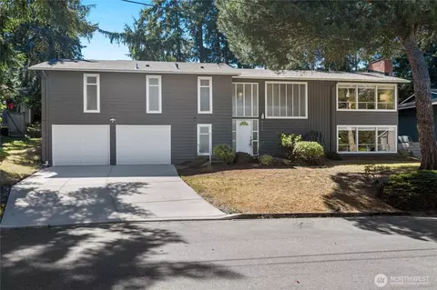 6215 122nd Ave SE, Bellevue, WA 98006