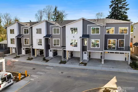 16823 Alder Way #K1, Lynnwood, WA 98037
