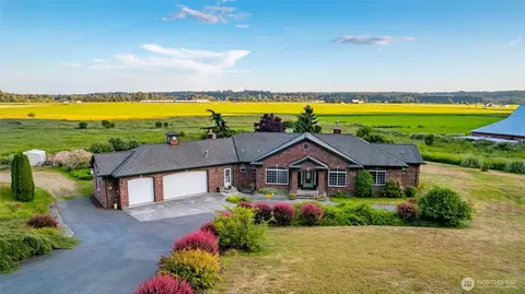 2322 Pioneer Hwy, Stanwood, WA 98292